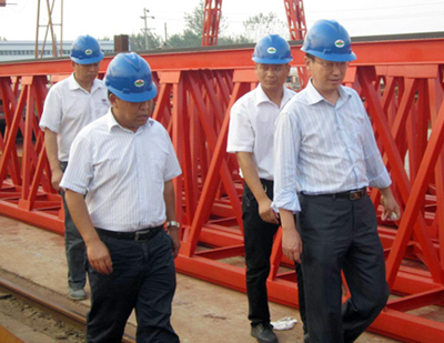 熱烈歡迎中鐵二十二局領(lǐng)導來我公司指導工作